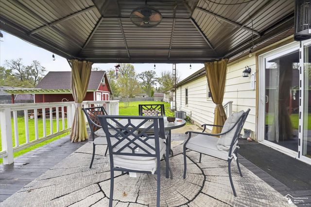 7077 Taylor Avenue, Temperance, MI 48182