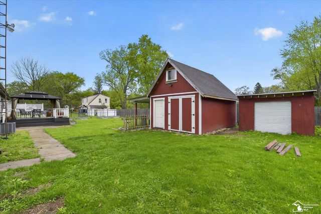 7077 Taylor Avenue, Temperance, MI 48182