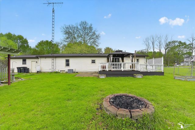 7077 Taylor Avenue, Temperance, MI 48182