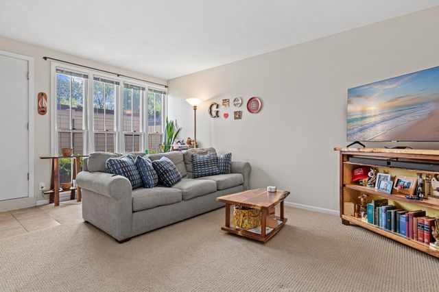 6487 Barrie Road, Edina, MN 55435
