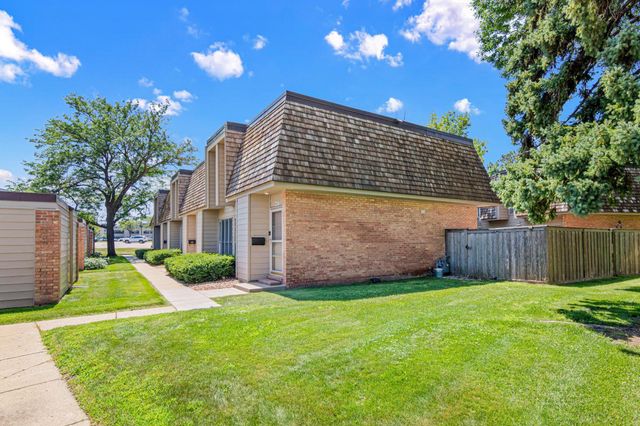 6487 Barrie Road, Edina, MN 55435