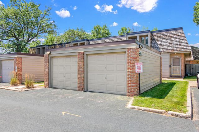 6487 Barrie Road, Edina, MN 55435