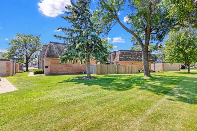 6487 Barrie Road, Edina, MN 55435