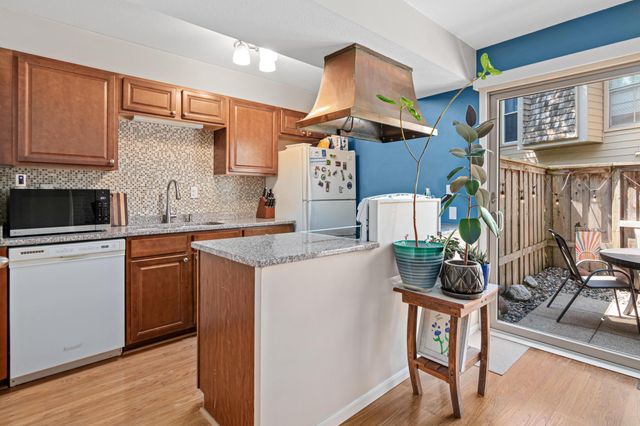 6487 Barrie Road, Edina, MN 55435