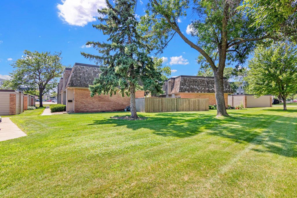 6487 Barrie Road, Edina, MN 55435 — photo 4