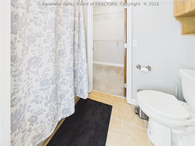 104 Candlewyck Drive, Hurricane, WV 25526