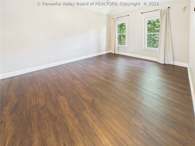 104 Candlewyck Drive, Hurricane, WV 25526