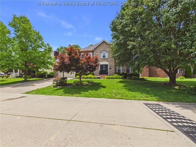 104 Candlewyck Drive, Hurricane, WV 25526