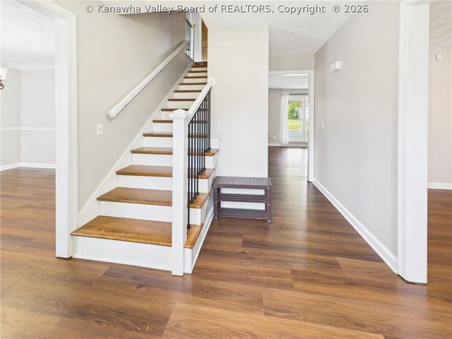 104 Candlewyck Drive, Hurricane, WV 25526