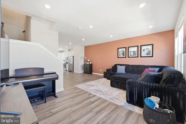 2243 BARHILL, Jeffersonton, VA 22724
