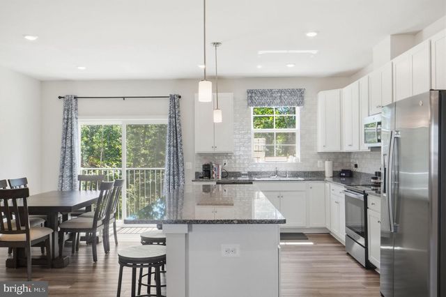 2243 BARHILL, Jeffersonton, VA 22724