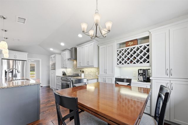 2305 Claridge Circle, Plano, TX 75075