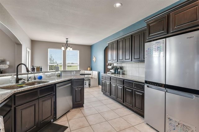 7829 N Humble Camp Road, Texas City, TX 77539