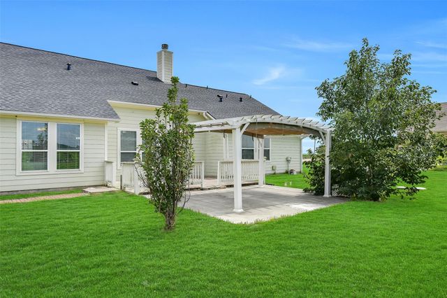 7829 N Humble Camp Road, Texas City, TX 77539
