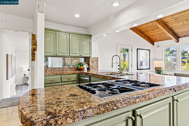 18832 Cindy Way, Castro Valley, CA 94546