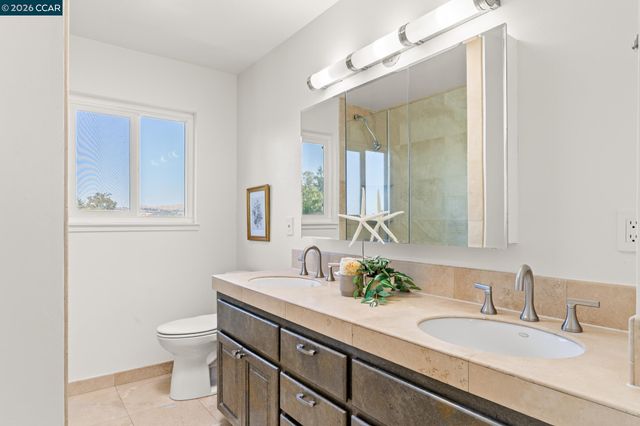 18832 Cindy Way, Castro Valley, CA 94546