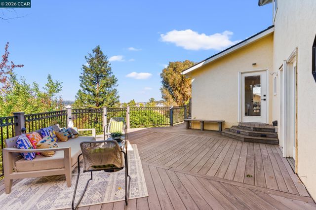 18832 Cindy Way, Castro Valley, CA 94546