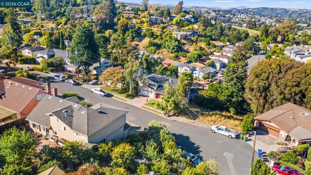 18832 Cindy Way, Castro Valley, CA 94546