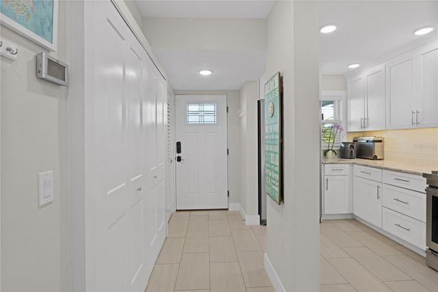 5608 GULF DRIVE 114, Holmes Beach, FL 34217