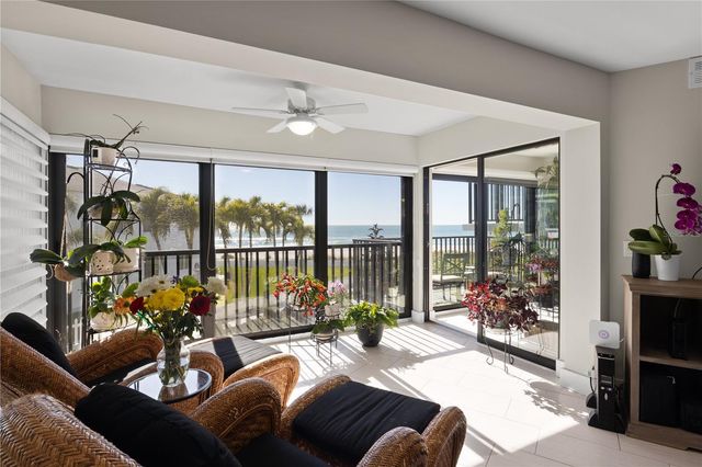 5608 GULF DRIVE 114, Holmes Beach, FL 34217