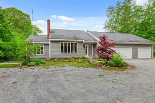 91 Barden Hill Road, Hillsborough, NH 03244