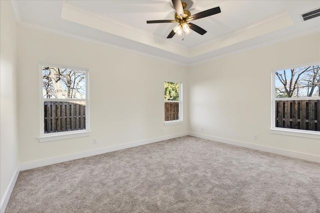 114 Castlewood Road, Enchanted Oaks, TX 75156