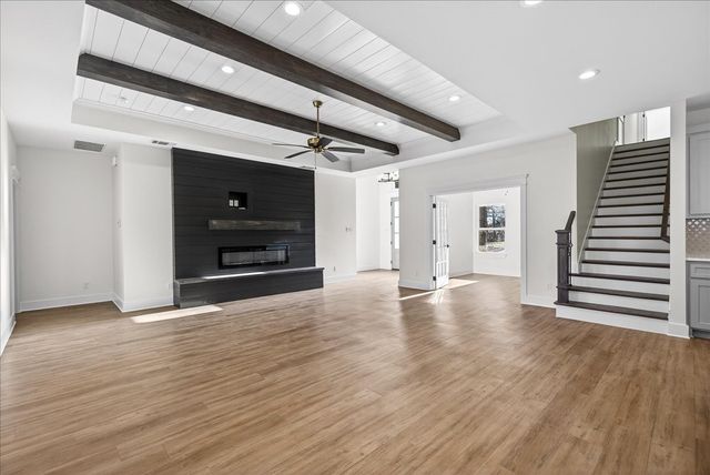 114 Castlewood Road, Enchanted Oaks, TX 75156