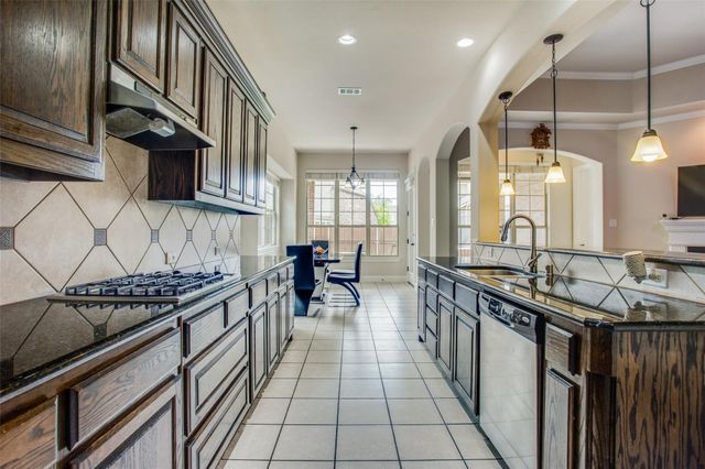 216 Florence Drive, Lewisville, TX 75056