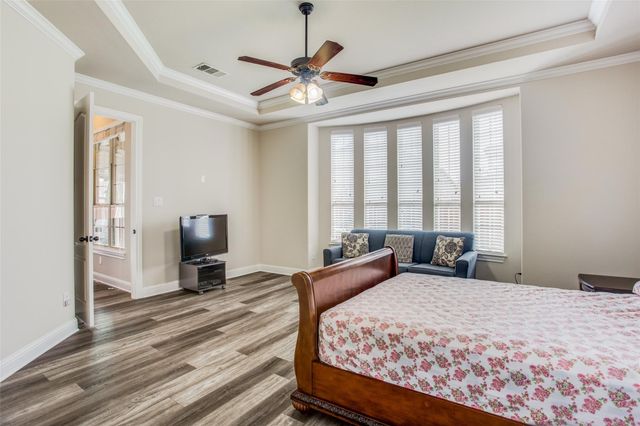 216 Florence Drive, Lewisville, TX 75056