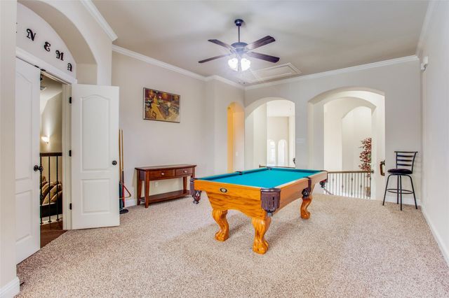 216 Florence Drive, Lewisville, TX 75056