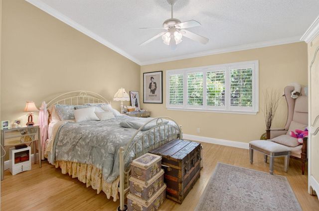 1041 Kokomo Key Lane, Delray Beach, FL 33483