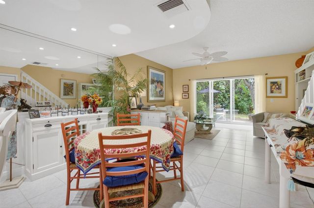 1041 Kokomo Key Lane, Delray Beach, FL 33483
