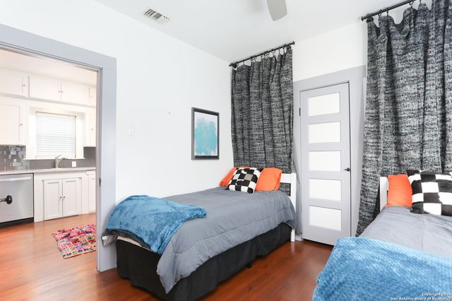 131 Klein Unit 1, San Antonio, TX 78204