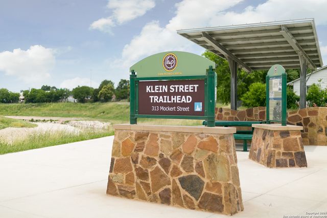 131 Klein Unit 1, San Antonio, TX 78204