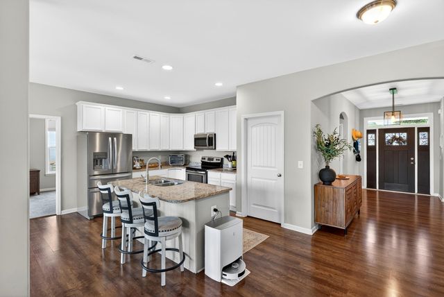 977 Garnet Circle, Chesnee, SC 29323
