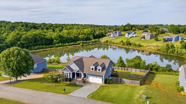 977 Garnet Circle, Chesnee, SC 29323