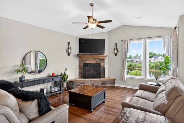 977 Garnet Circle, Chesnee, SC 29323