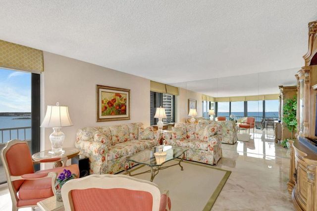 5540 N Ocean Drive 15-B, Singer Island, FL 33404