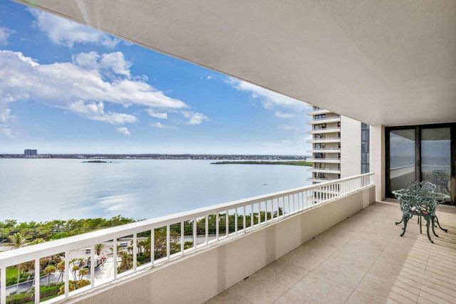 5540 N Ocean Drive 15-B, Singer Island, FL 33404