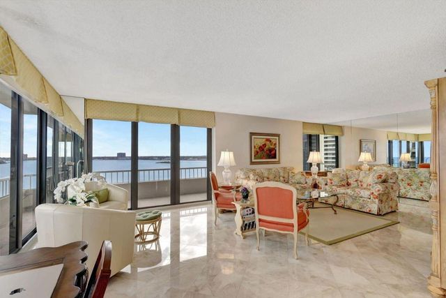 5540 N Ocean Drive 15-B, Singer Island, FL 33404