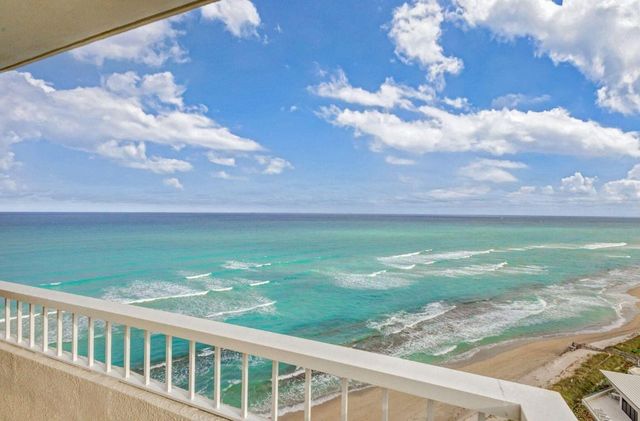 5540 N Ocean Drive 15-B, Singer Island, FL 33404