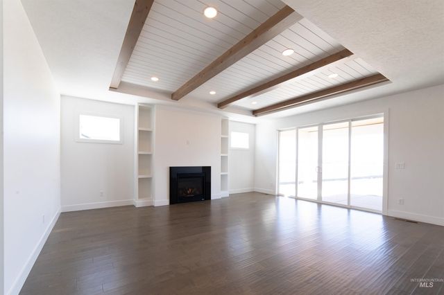 4300 NW Purple Sage Cir, Mountain Home, ID 83647
