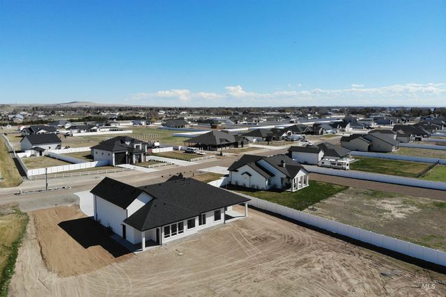 4300 NW Purple Sage Cir, Mountain Home, ID 83647