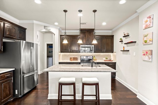 205 Carson Drive, Waxahachie, TX 75167