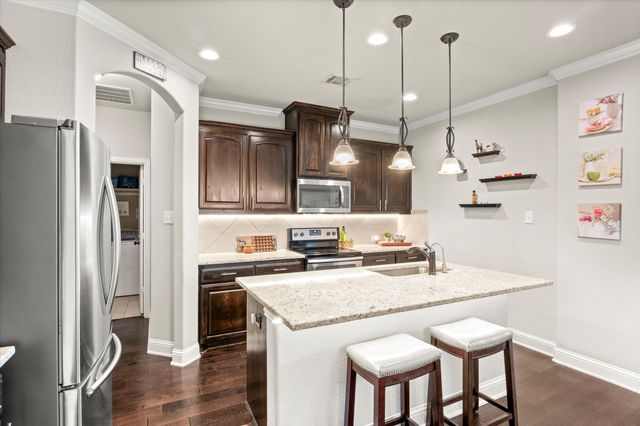 205 Carson Drive, Waxahachie, TX 75167