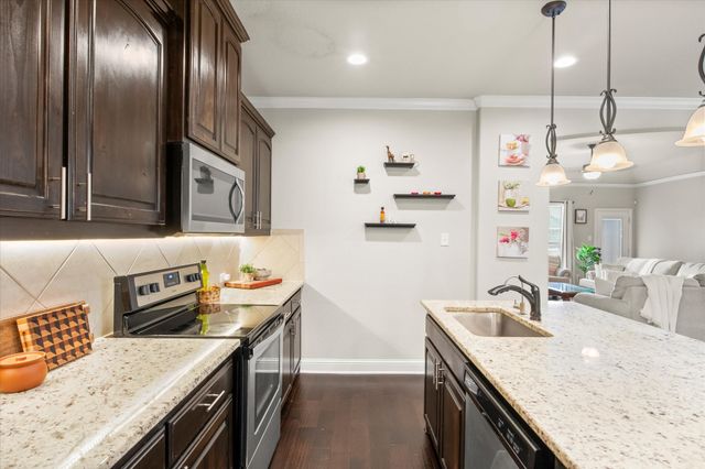 205 Carson Drive, Waxahachie, TX 75167