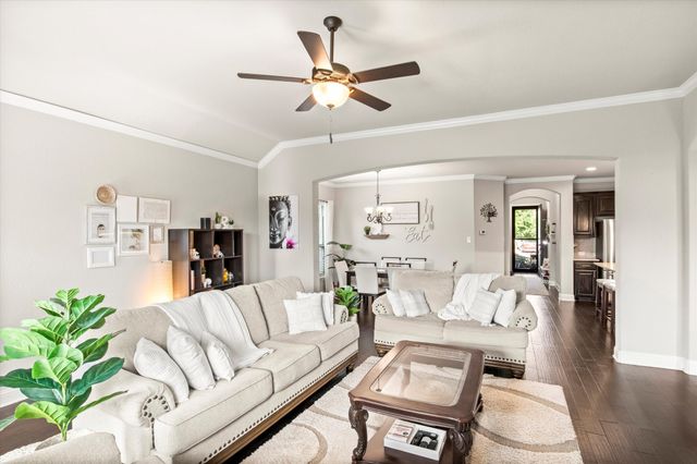 205 Carson Drive, Waxahachie, TX 75167