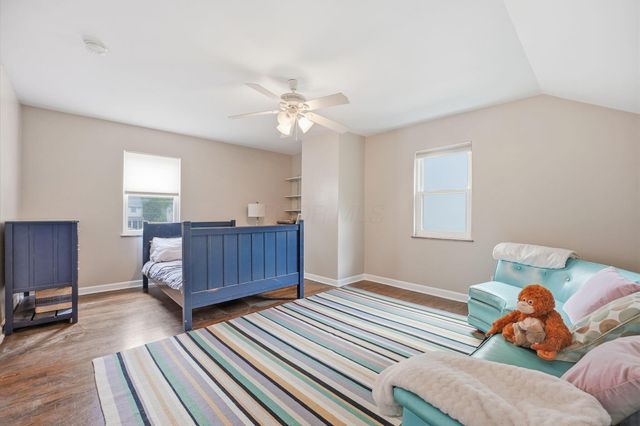 66 S Roosevelt Avenue, Bexley, OH 43209