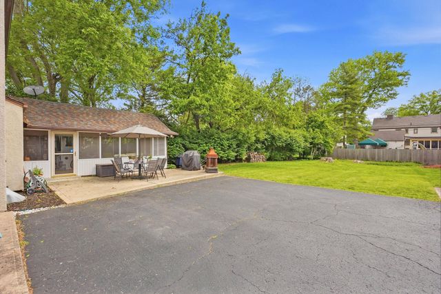 66 S Roosevelt Avenue, Bexley, OH 43209