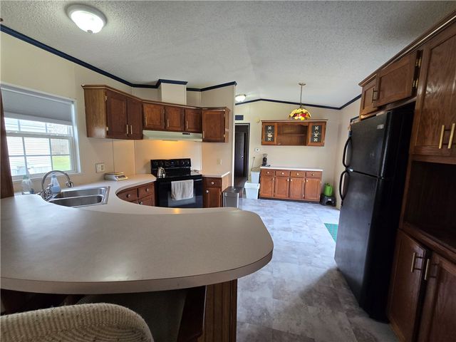 540 Finks Run Rd, Mcdonald, PA 15057